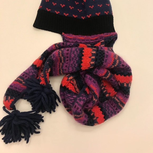 Marc By Marc Jacobs Wool Hat with Attached Scarf - Picture 2 of 8